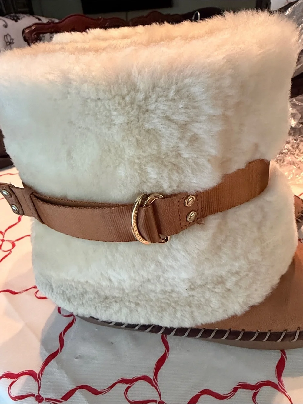 Gorgeous Jessica Simpson Shearling Winter Boots in Brown & Cream Like New